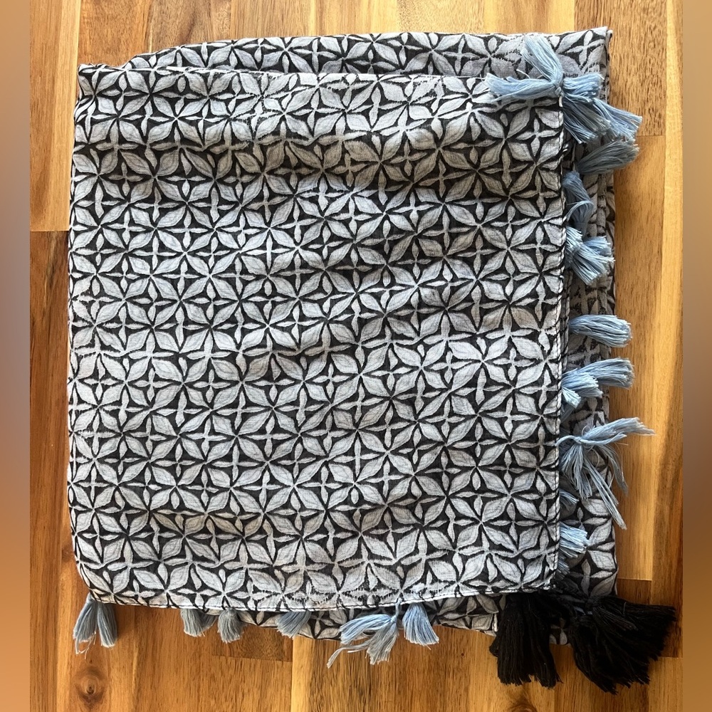 Lightweight Spring/Summer Scarf